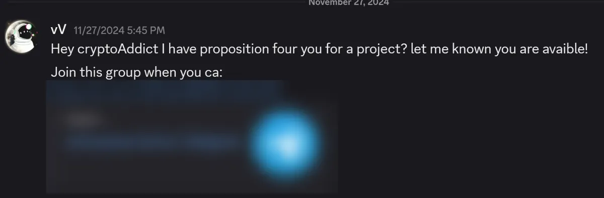 Discord screenshot, November 2024. The same community manager writes: &ldquo;Hey cryptoAddict I have proposition four you for a project? let me known you are avaible!&rdquo; cryptoAddict was Iamlogtun&rsquo;s name before he rebranded to iamlogtun. The private group invite link is blurred.